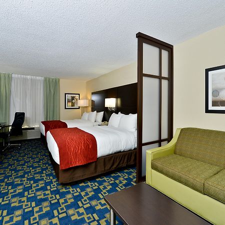 Comfort Inn & Suites Near Universal Orlando Resort-Convention Ctr מראה חיצוני תמונה