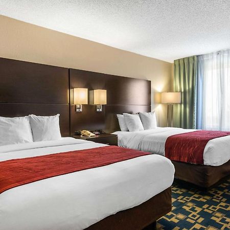 Comfort Inn & Suites Near Universal Orlando Resort-Convention Ctr מראה חיצוני תמונה