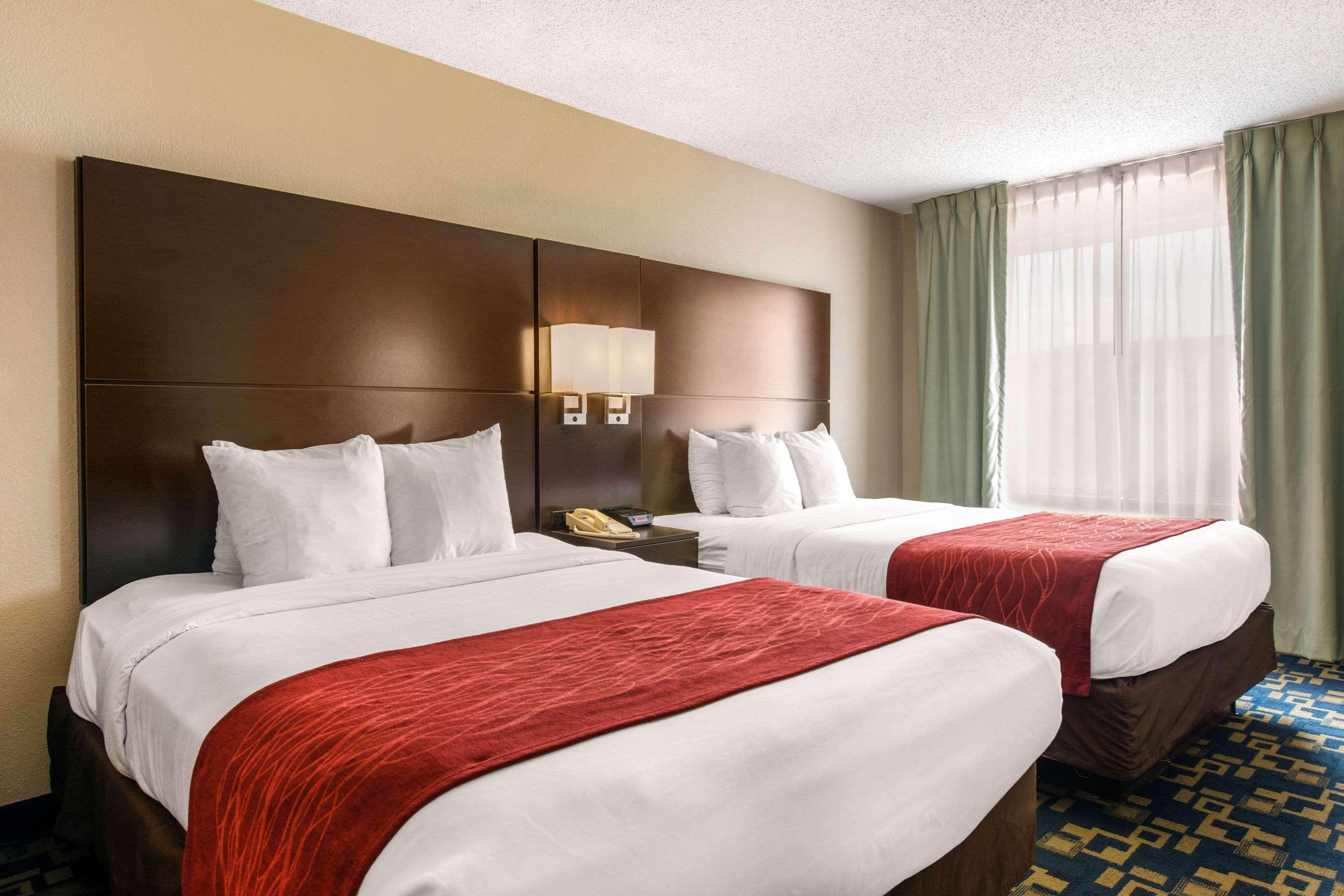 Comfort Inn & Suites Near Universal Orlando Resort-Convention Ctr מראה חיצוני תמונה