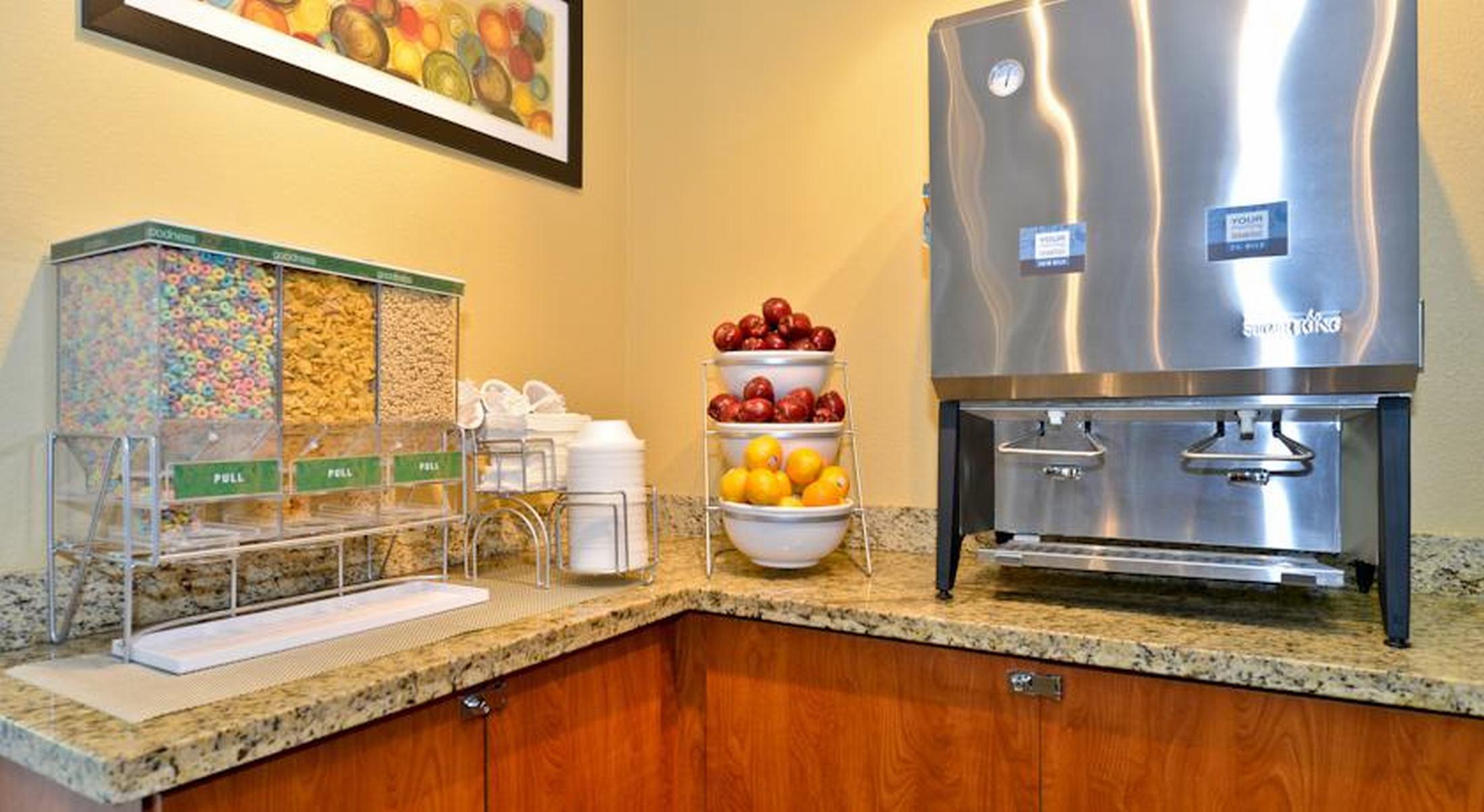 Comfort Inn & Suites Near Universal Orlando Resort-Convention Ctr מראה חיצוני תמונה