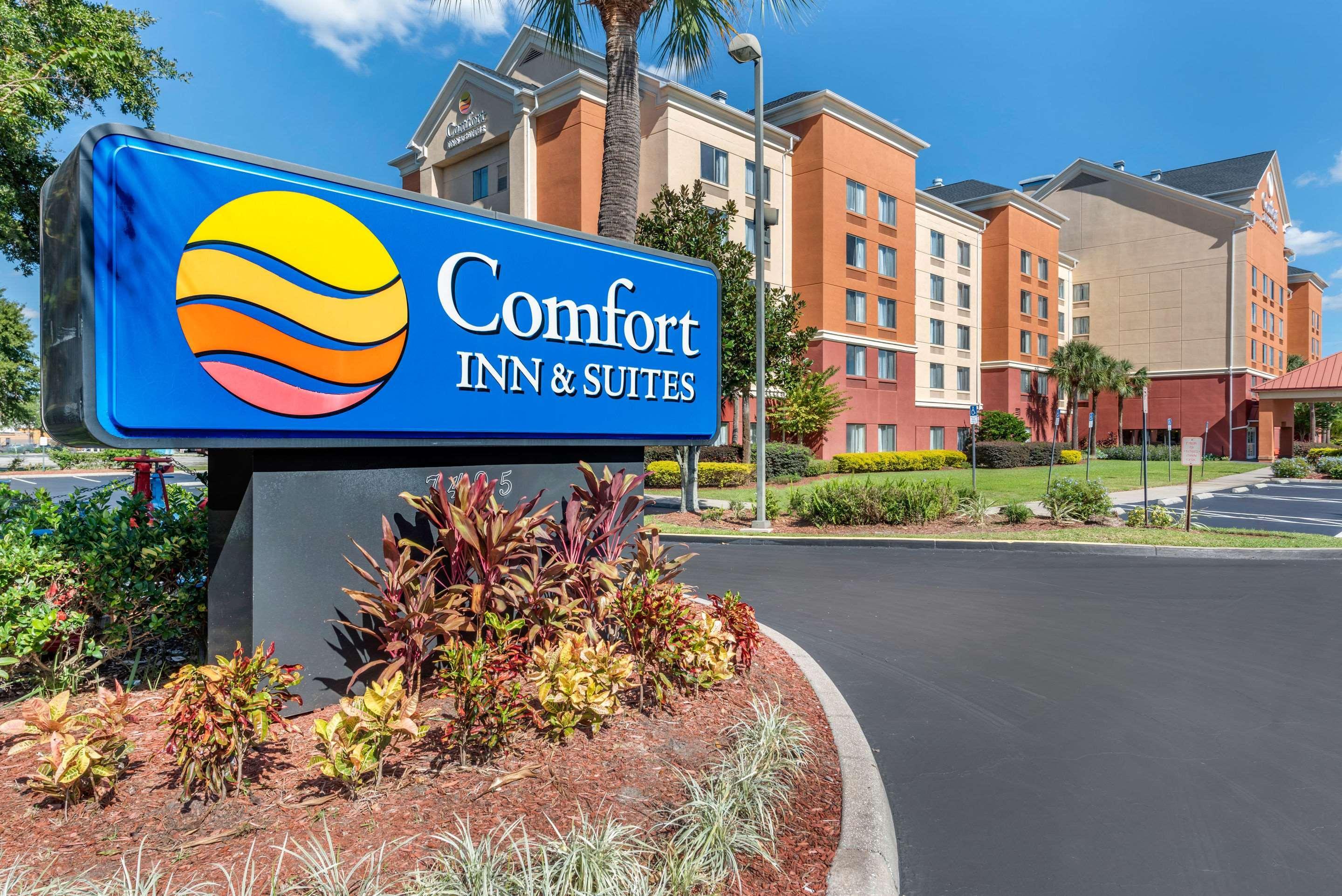 Comfort Inn & Suites Near Universal Orlando Resort-Convention Ctr מראה חיצוני תמונה